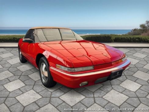 Used 1990 Buick Reatta Convertible image 39