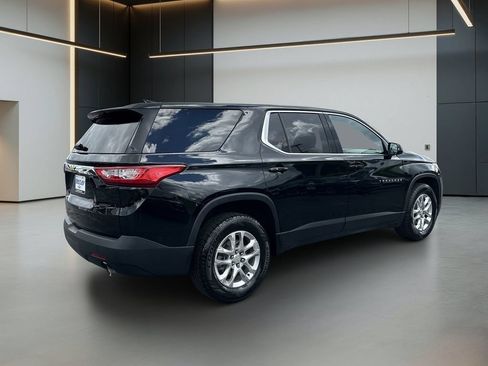 Used 2020 Chevrolet Traverse LS FWD image 6