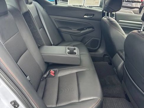 Certified 2025 Nissan Altima 2.5 SR FWD image 16