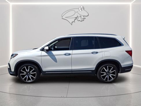 Used 2022 Honda Pilot Touring image 2