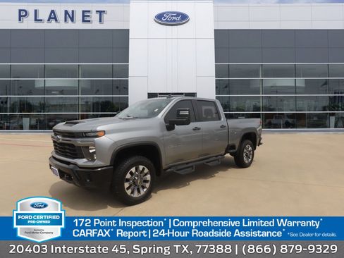 Used 2024 Chevrolet Silverado 2500 Custom w/ Custom Value Package AWD/4WD image 1