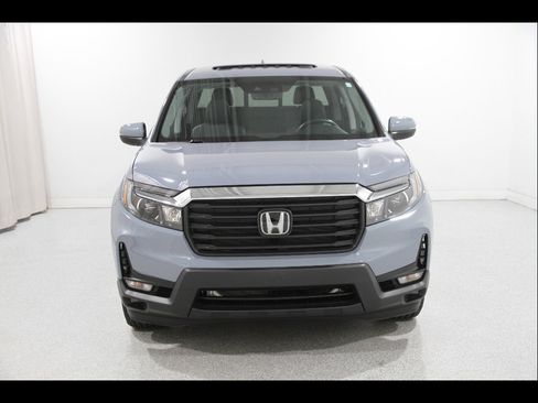 Used 2023 Honda Ridgeline RTL image 2