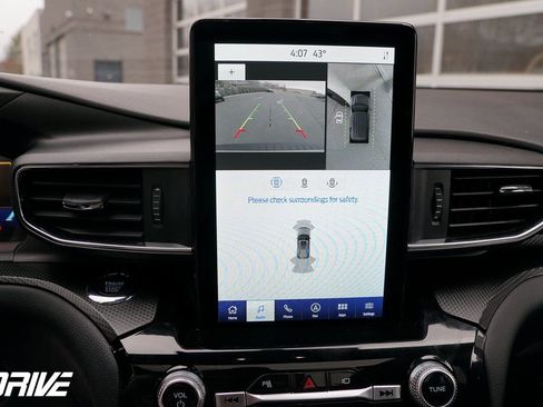 Used 2023 Ford Explorer ST w/ Equipment Group 401A image 25