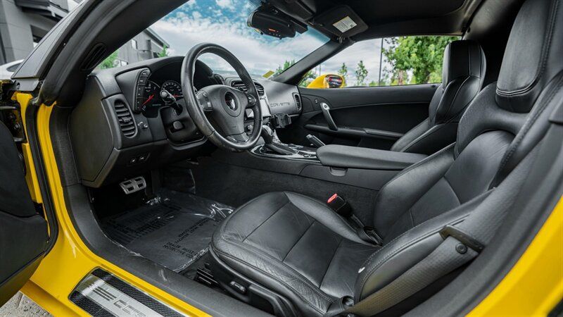 Used 2012 Chevrolet Corvette Grand Sport w/ 2LT Preferred Equipment Group RWD image 22