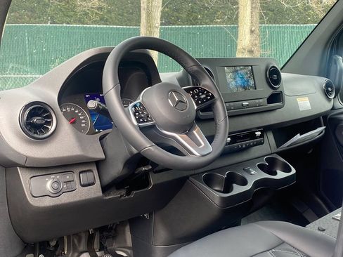Used 2026 Mercedes-Benz Sprinter 3500 image 13