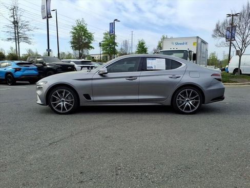 Used 2026 Genesis G70 2.5T image 27