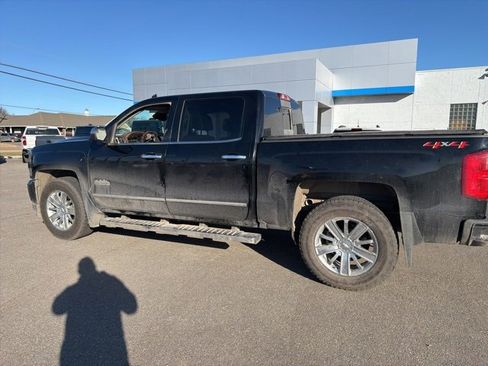 Used 2018 Chevrolet Silverado 1500 High Country image 31