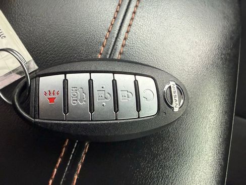 Used 2021 Nissan Sentra SR image 27