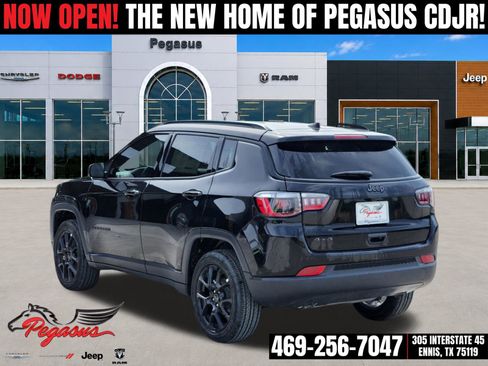 New 2026 Jeep Compass Latitude AWD/4WD image 5