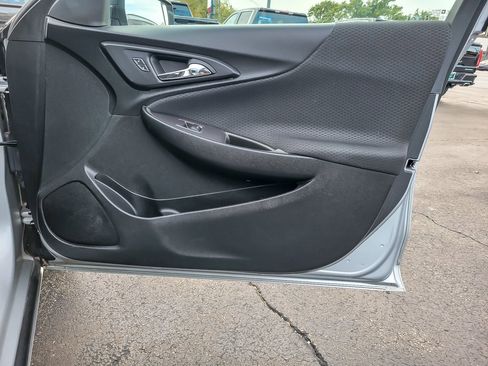 Used 2022 Chevrolet Malibu LS image 18