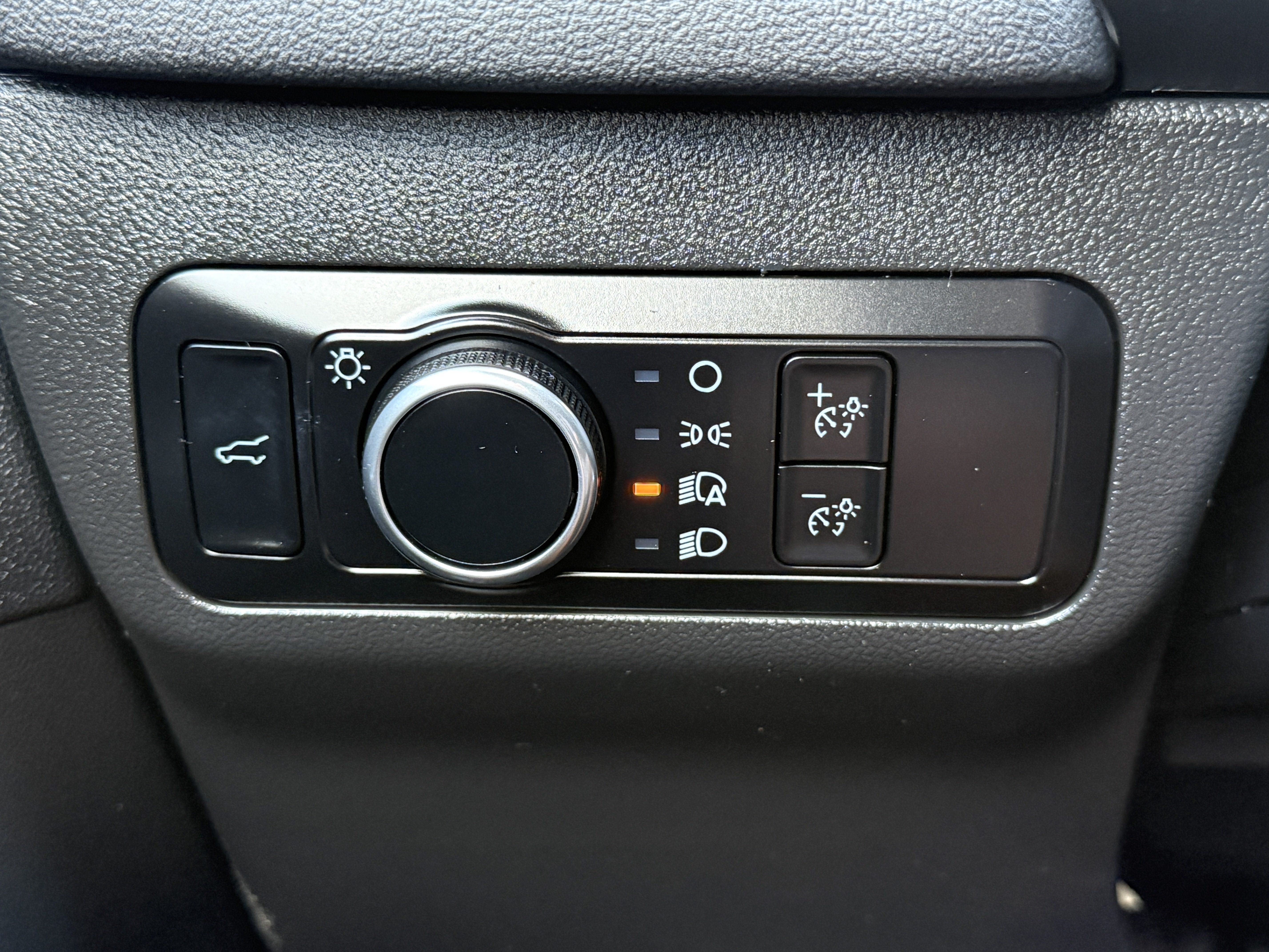 Used 2023 Ford Escape ST-Line w/ Tech Pack #1 AWD/4WD image 22