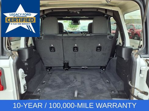 Used 2026 Jeep Wrangler Unlimited Rubicon AWD/4WD image 30
