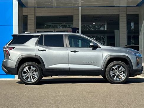 New 2026 Chevrolet Equinox LT image 4