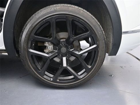 Used 2020 Volkswagen Atlas Cross Sport SEL R-Line image 13