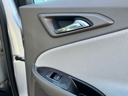 Used 2017 Chevrolet Malibu LS w/ LPO, Convenience Package 2 image 18