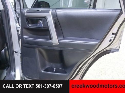 Used 2020 Toyota 4Runner SR5 Premium AWD/4WD image 46