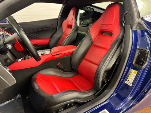 Used 2018 Chevrolet Corvette Stingray Coupe w/ 2LT Preferred Equipment Group image 13