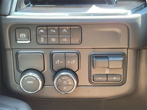 New 2026 Chevrolet Tahoe High Country w/ Sun And Tow Package image 26