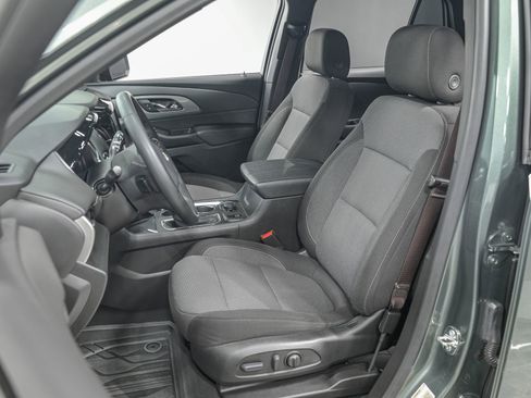 Used 2023 Chevrolet Traverse LT w/ LPO, Floor Liner Package AWD/4WD image 16