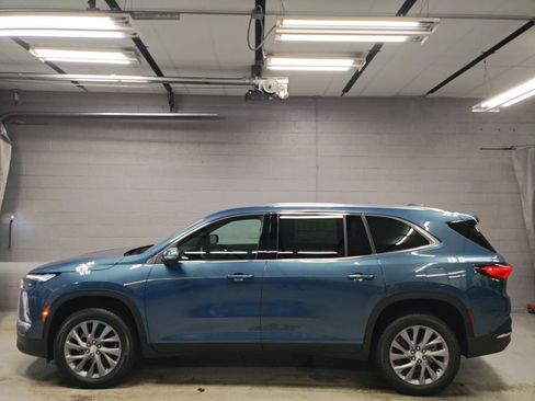 New 2026 Buick Enclave Preferred w/ Power Package image 18