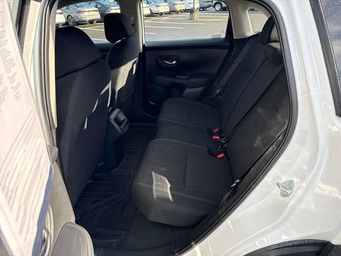 Used 2024 Honda HR-V LX image 17