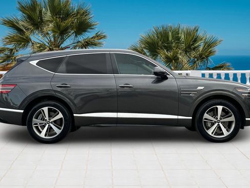 Used 2023 Genesis GV80 3.5T Advanced + w/ Cargo Package image 4