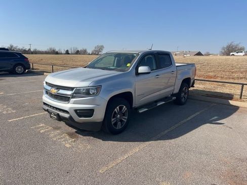 Used 2018 Chevrolet Colorado LT image 3
