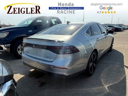 Used 2024 Honda Accord Sport image 4