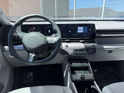 Used 2024 Hyundai Kona Limited FWD image 16