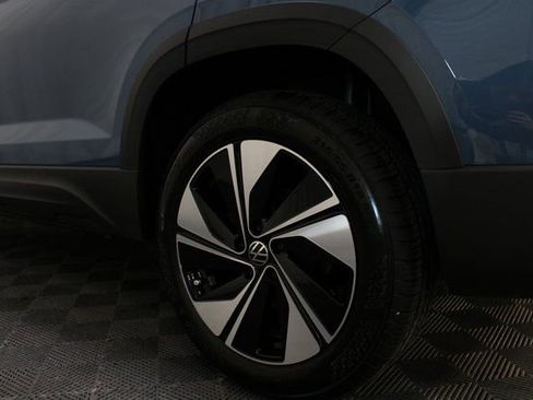 New 2026 Volkswagen Taos SE AWD/4WD image 26