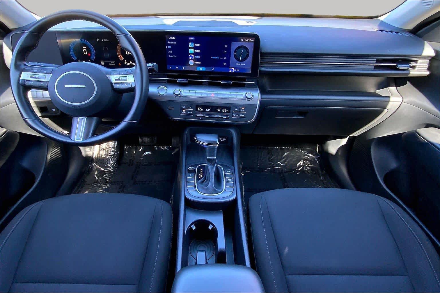 Used 2024 Hyundai Kona SEL AWD/4WD image 15