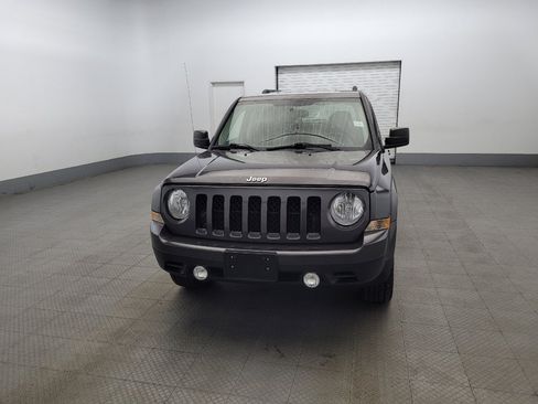 Used 2017 Jeep Patriot Latitude image 15