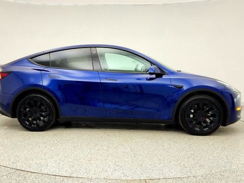 Used 2020 Tesla Model Y Long Range image 4