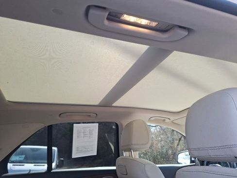 Used 2020 Mercedes-Benz GLE 350 4MATIC image 21