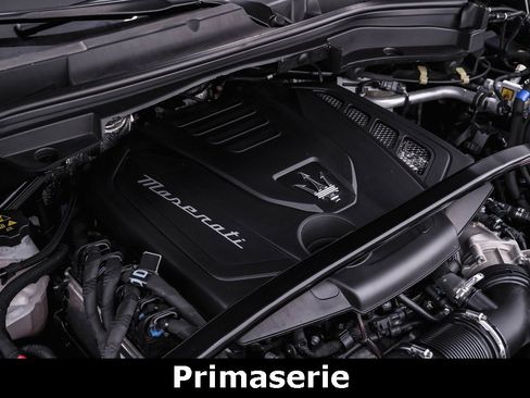 Certified 2023 Maserati Grecale Modena image 29