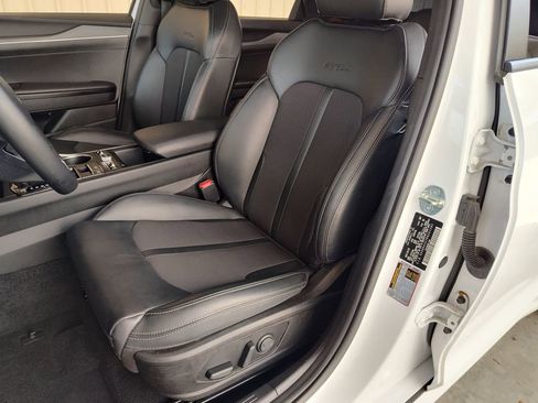 Used 2024 Kia K5 GT-Line w/ GT-Line Premium Package image 20