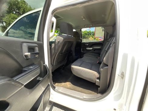 Used 2015 Chevrolet Silverado 1500 LT w/ LT Convenience Package AWD/4WD image 5