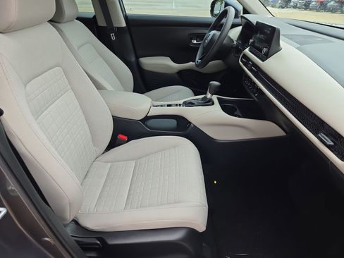 Used 2025 Honda HR-V LX image 30