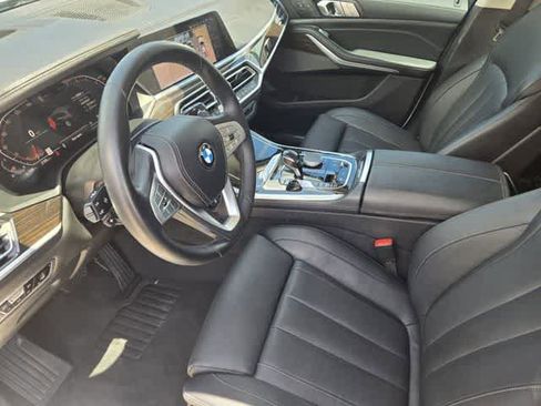 Used 2020 BMW X7 xDrive40i w/ Premium Package AWD/4WD image 2