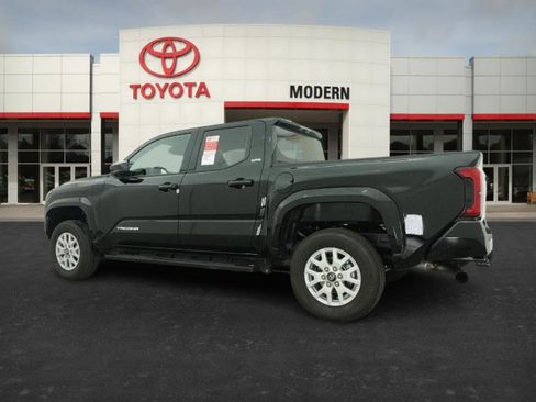 New 2026 Toyota Tacoma SR5 image 12