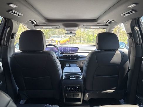 New 2026 Buick Enclave Avenir w/ Super Cruise Package image 16