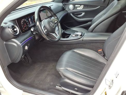 Used 2020 Mercedes-Benz E 350 4MATIC Sedan image 10