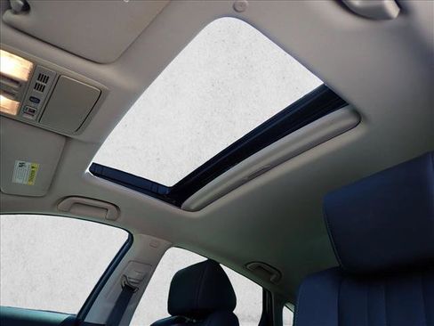Used 2020 Honda Accord Touring image 12