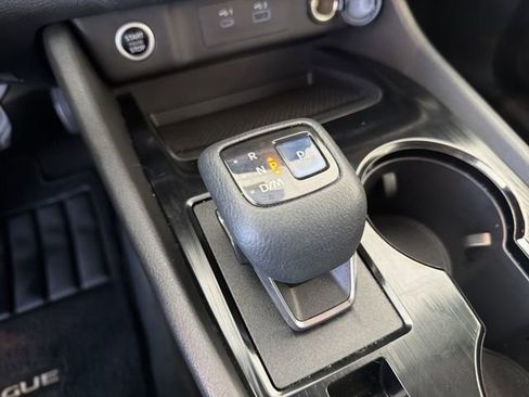 Used 2021 Nissan Rogue SV AWD/4WD image 27