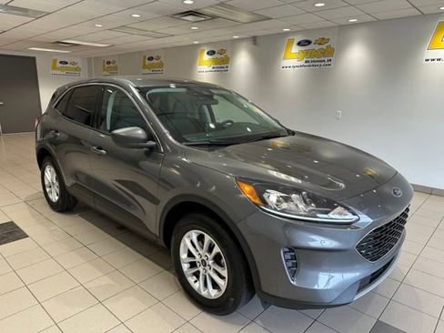 Used 2022 Ford Escape SE w/ Convenience Package image 1