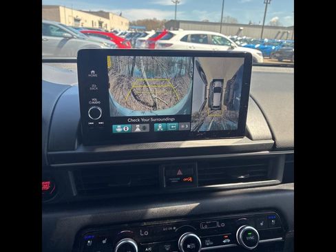 Used 2023 Honda Pilot Elite image 32