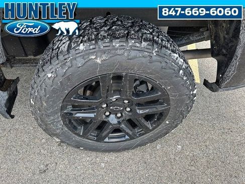 Used 2022 Chevrolet Silverado 1500 LT Trail Boss w/ Convenience Package II image 24