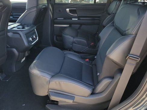 New 2026 Ford Expedition Platinum w/ Stealth Performance Package image 7