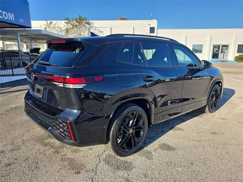 New 2026 Volkswagen Tiguan SE R-Line image 4