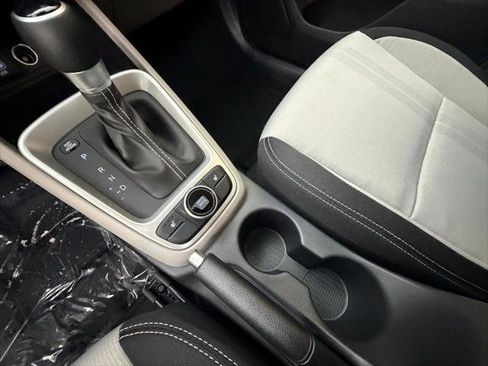 New 2026 Hyundai Venue SEL image 17